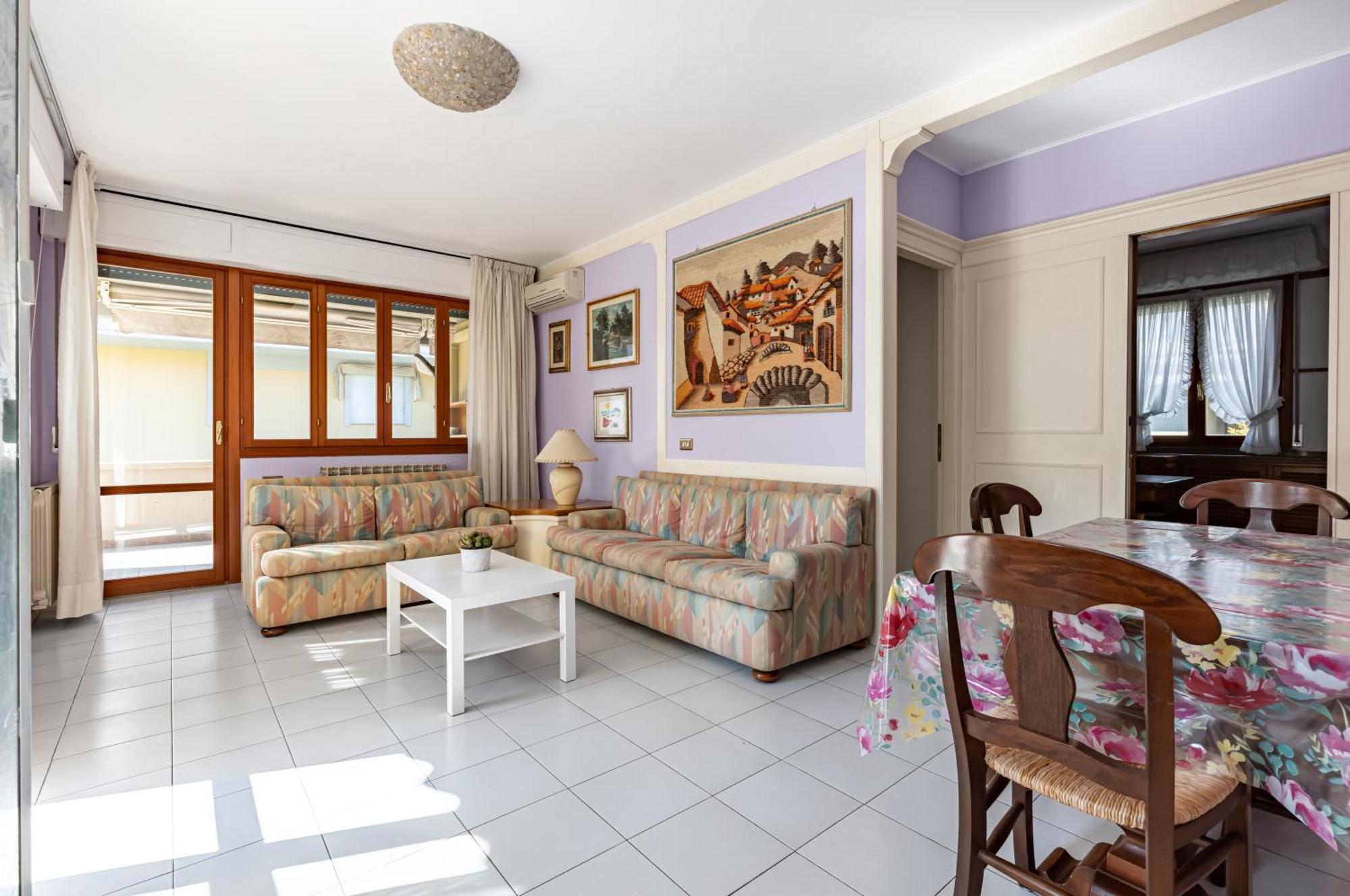 Two-Levels Apartment With Terrace And Parking В'яреджо Екстер'єр фото